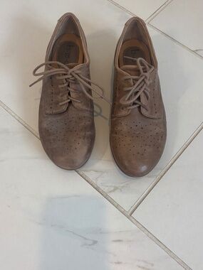 Women’s Born brown loafers